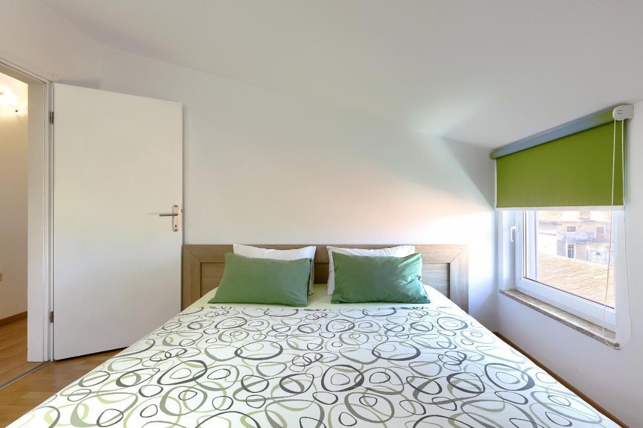 Apartment Homestay Pula *